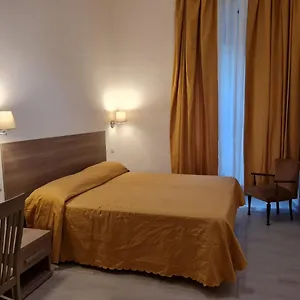 albergo-enrica.it-romehotels.com/